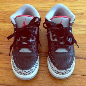 Jordan retro 3 cement. 2018 release